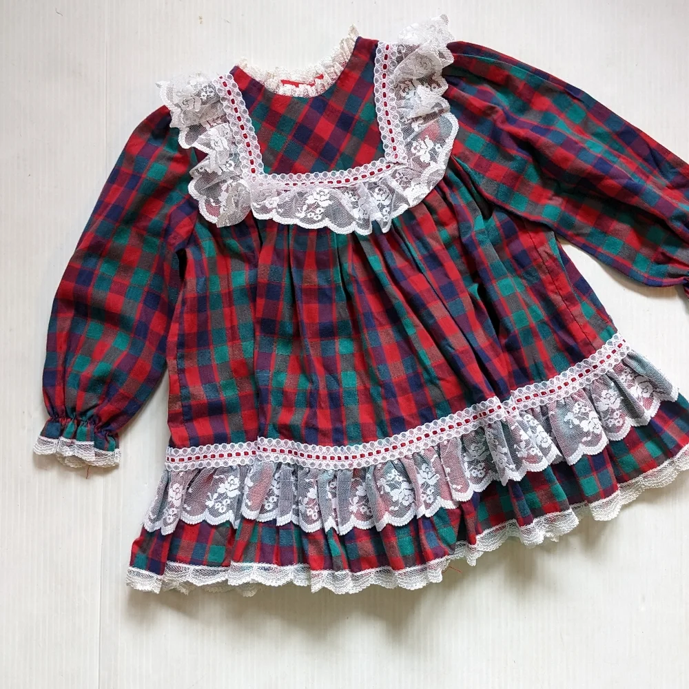 VINTAGE Bryan red plaid ruffles and lace full circle skirt girls dress 2t